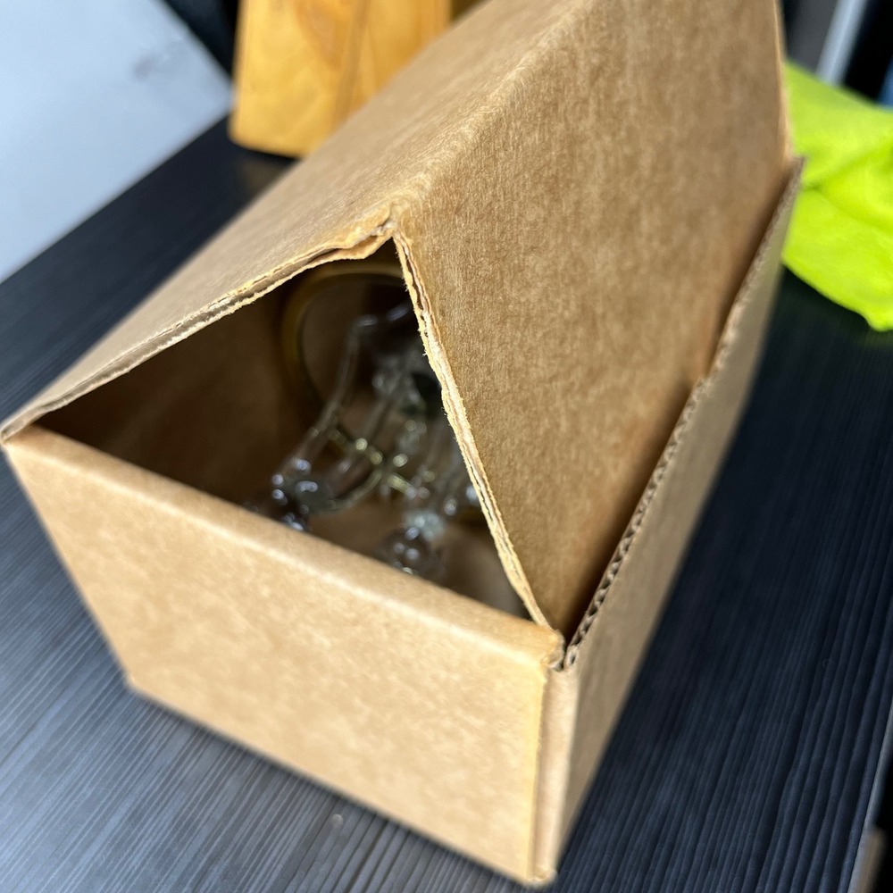 Vintage Music Box Rotating Glass Cats Figurine Mirrored Gold Tone Base Clear - Picture 8 of 8